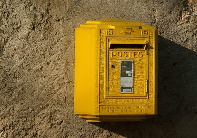 Quand La Poste « oublie » le courrier à réexpédier