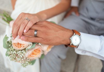 Agences matrimoniales : des règles pour ne pas être fort marri