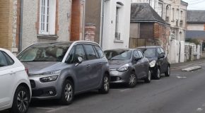 Pourquoi les voitures noires (ou grises) sont grises (ou noires) ?